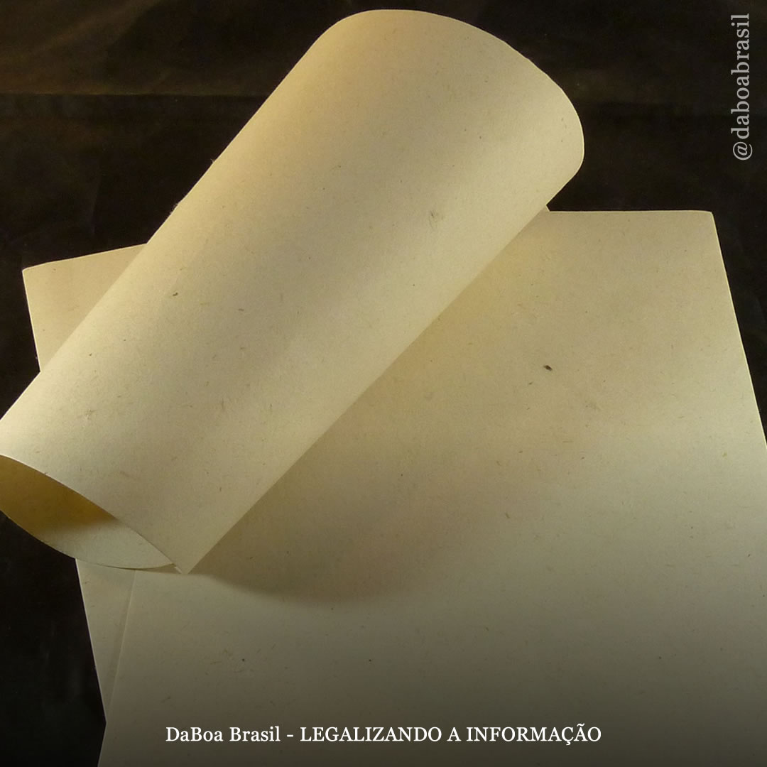 Como é feito o papel de cânhamo?