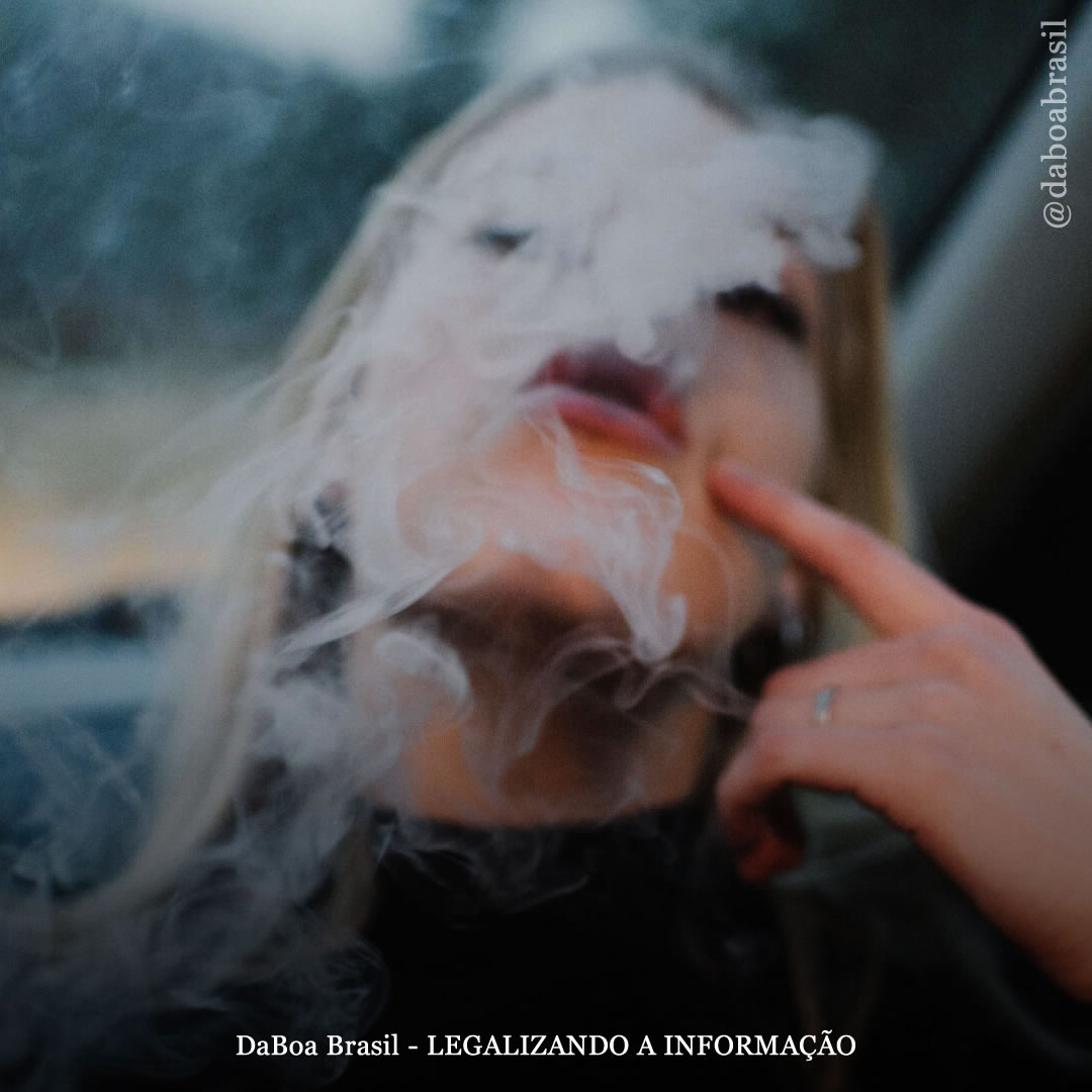 Redução de Danos: efeitos negativos de soltar a fumaça de maconha pelo nariz