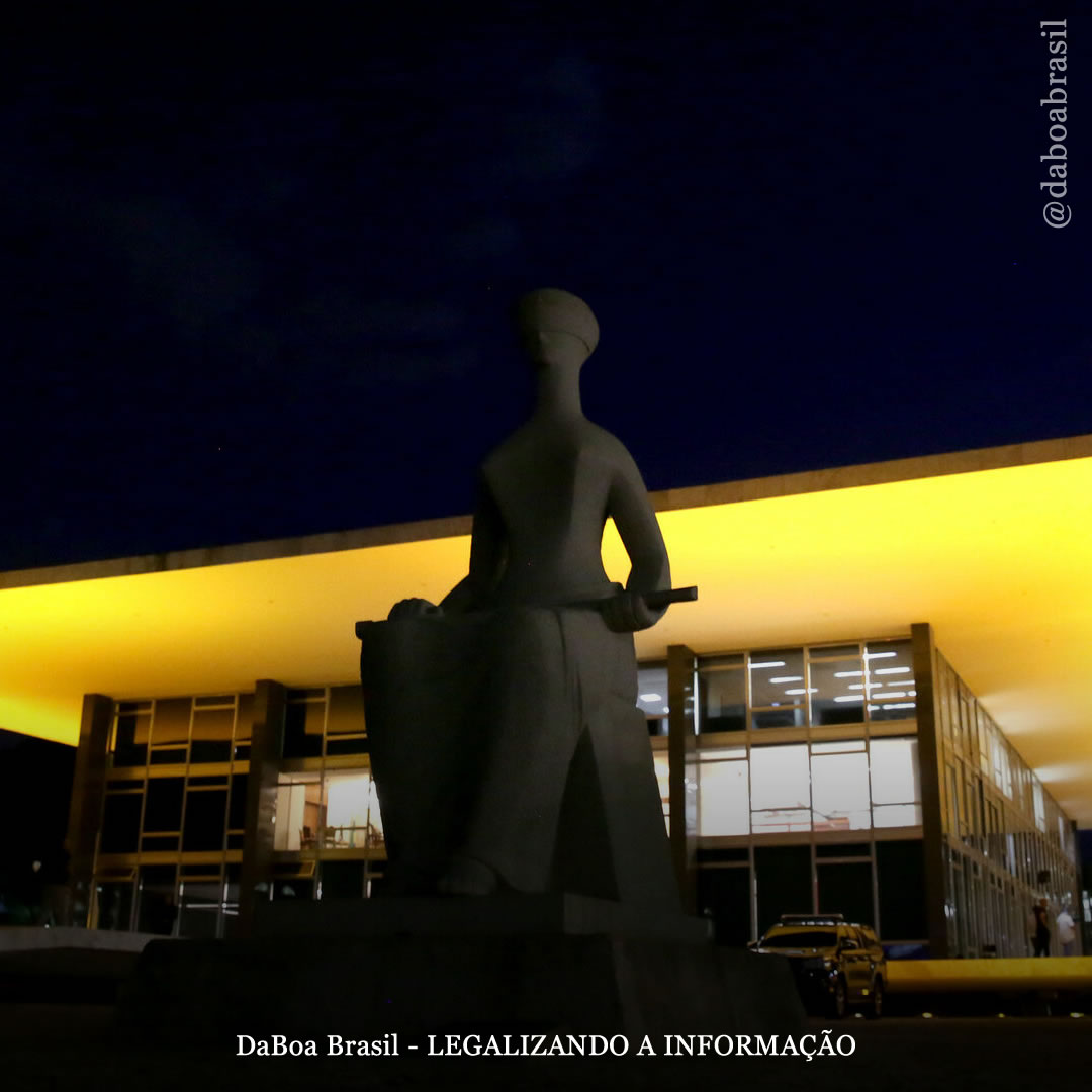 STF: em voto contraditório, Dias Toffoli vota contra a descriminalização e julgamento será retomado na próxima terça-feira (25)