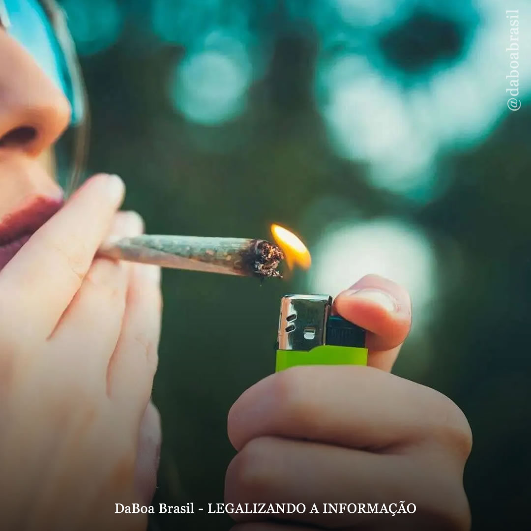 EUA: mais pessoas estão fumando maconha do que tabaco
