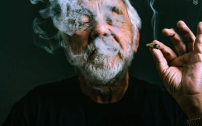 Uso de maconha ao longo da vida não está associado a declínio cognitivo ou risco de demência em idosos, diz estudo